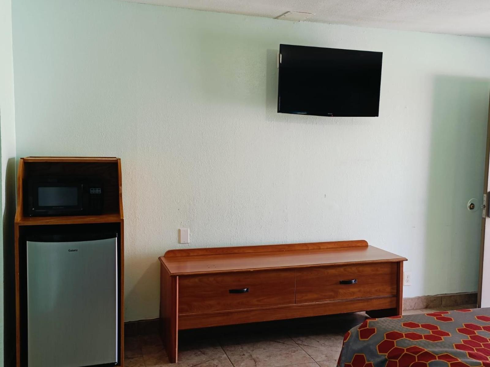 Budget Inn By Oyo Edinburg Hwy 281 Εξωτερικό φωτογραφία